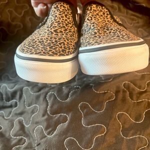 Like New Girls Vans 11c